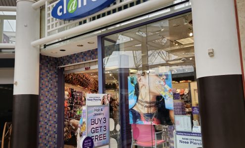 Claire's