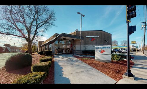Bank of America (with Drive-thru ATM)