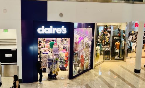 Claire's