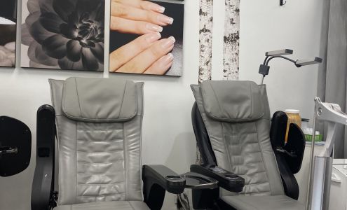 Regal Nails, Salon & Spa