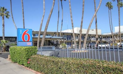 Motel 6 San Diego, CA - Airport - Harbor