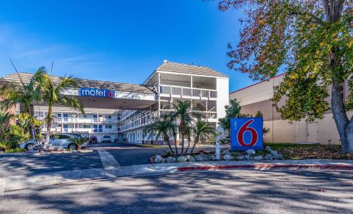 Motel 6 Fountain Valley, CA - Huntington Beach Area