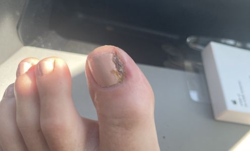 Happy Nails and Spa Mission Viejo