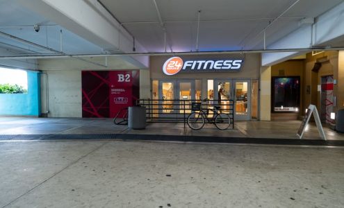 24 Hour Fitness