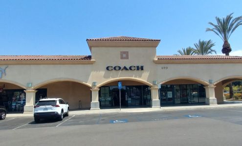 COACH Outlet