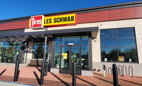 Les Schwab Tire Center