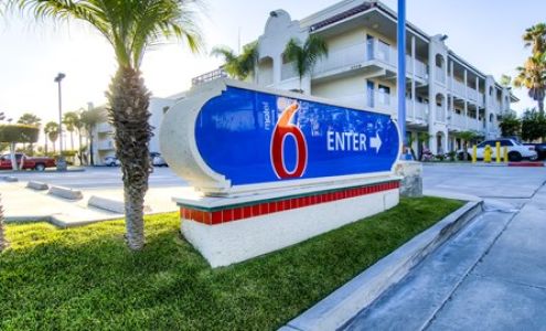 Motel 6 Oceanside, CA