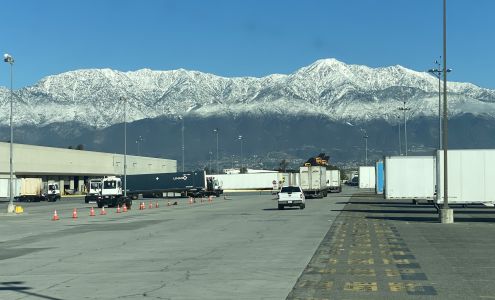 UPS Ontario Ground Hub