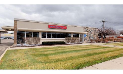 Bank of America (with Drive-thru ATM)