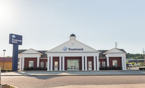 Trustmark Centreville