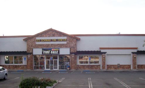 Les Schwab Tire Center