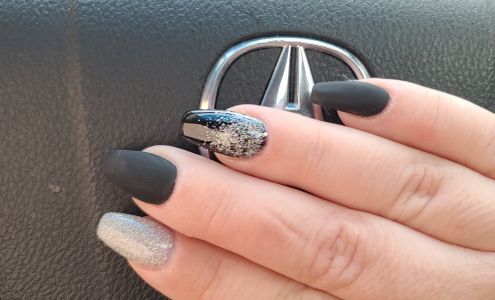 LOVELY NAILS & SPA Fortuna