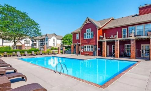 Coach House Apartments