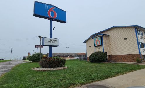 Motel 6 Sedalia, MO