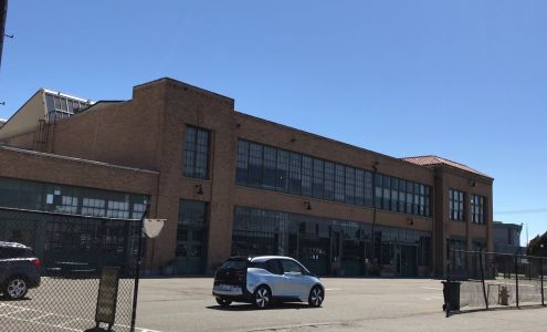 Mountain Hardwear Employee Store