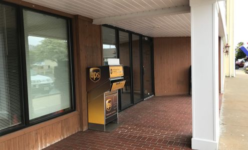 UPS Drop Box