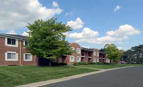 Coach House Apartments