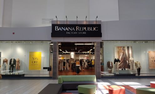 Banana Republic Factory Store