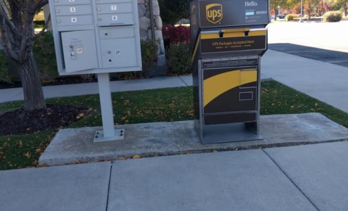 UPS Drop Box