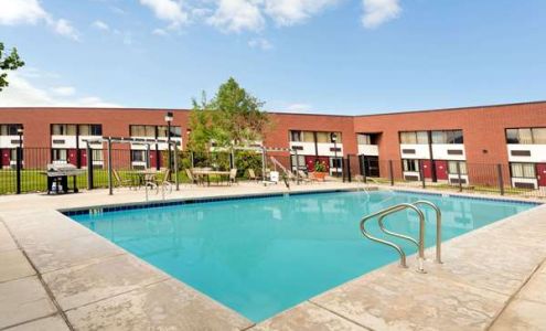 Ramada by Wyndham Cedar City