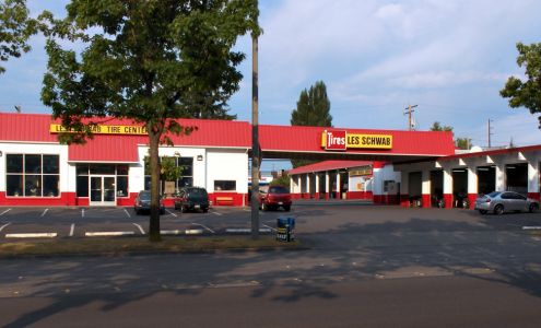 Les Schwab Tire Center