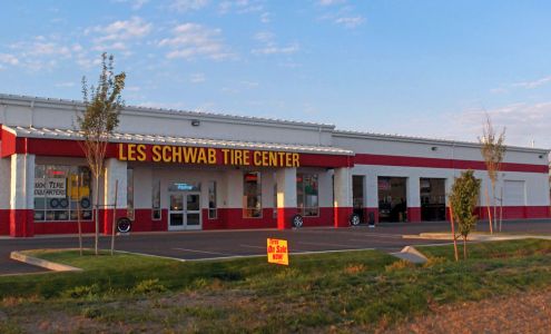 Les Schwab Tire Center