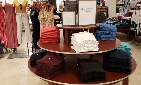 American Eagle & Aerie Store