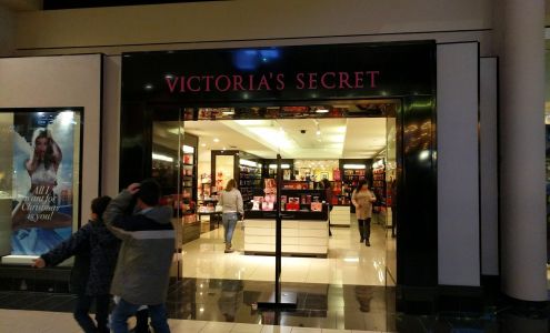 Victoria's Secret & PINK by Victoria's Secret