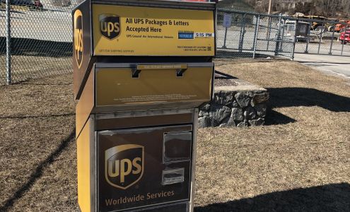 UPS Drop Box