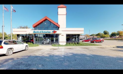 Bank of America (with Drive-thru ATM)