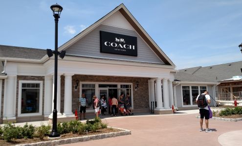 COACH Outlet