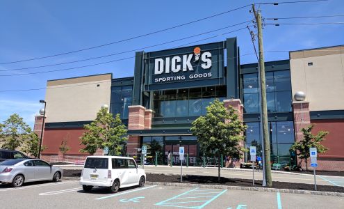 DICK'S Sporting Goods