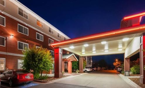 Best Western Plus Grant Creek Inn