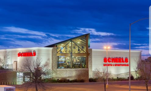 Holiday Village Mall