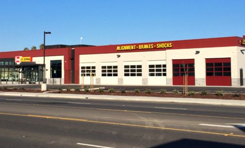 Les Schwab Tire Center