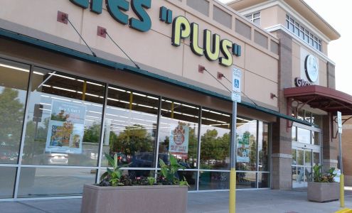 Pet Supplies Plus Amherst - Niagara Falls