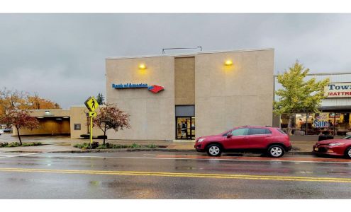 Bank of America (with Drive-thru ATM) Hamburg