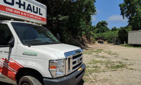 U-Haul Neighborhood Dealer