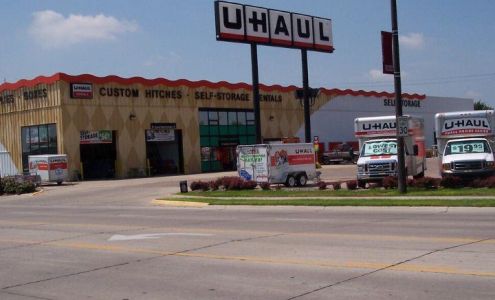 U-Haul Neighborhood Dealer