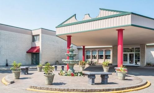 Ramada by Wyndham Grand Forks