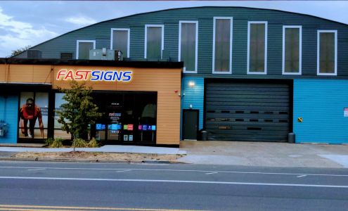 FASTSIGNS