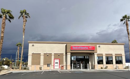 Bank of America (with Drive-thru ATM)