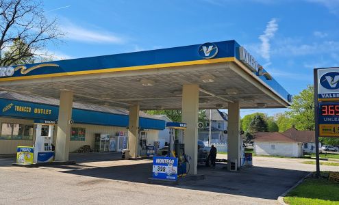 Valero Gas Station Attica