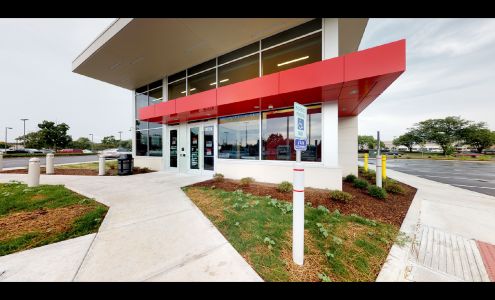 Bank of America (with Drive-thru ATM)