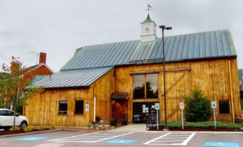 Bank of America (with Drive-thru ATM)