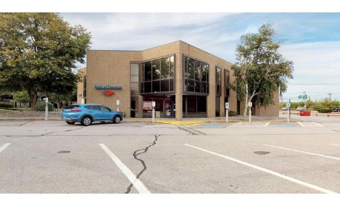 Bank of America (with Drive-thru ATM)