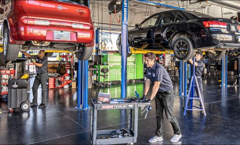 AAA Roseville Galleria Auto Repair Center