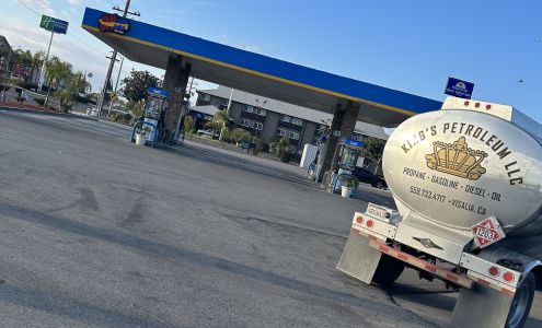 ON YOUR WAY FOOD STORE Delano