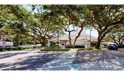 Bank of America Financial Center Indian River Shores