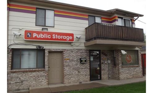 Public Storage